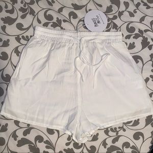 NWT Princess Polly white shorts